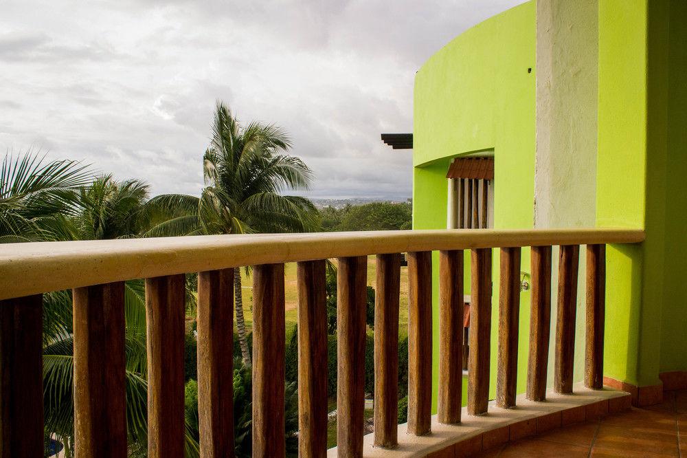 Hotel & Suites Punta Esmeralda Пуерто Ескондидо Екстериор снимка